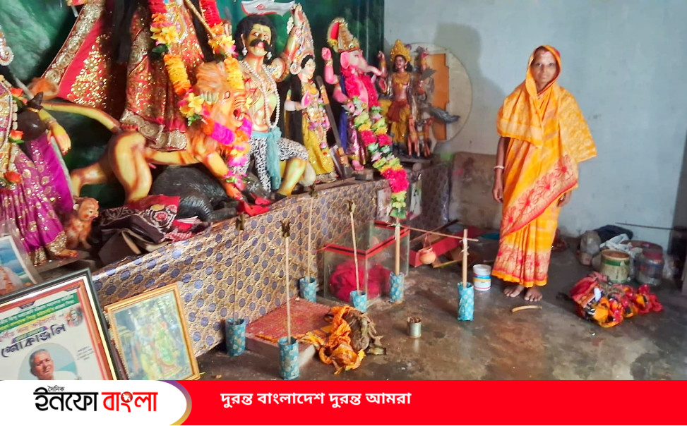 রাউজানে দুর্গা মন্দির ও বসত ঘরে চুরি